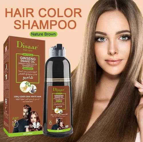 Mujer con cabello castaño brillante tras usar shampoo pinta canas Dissar